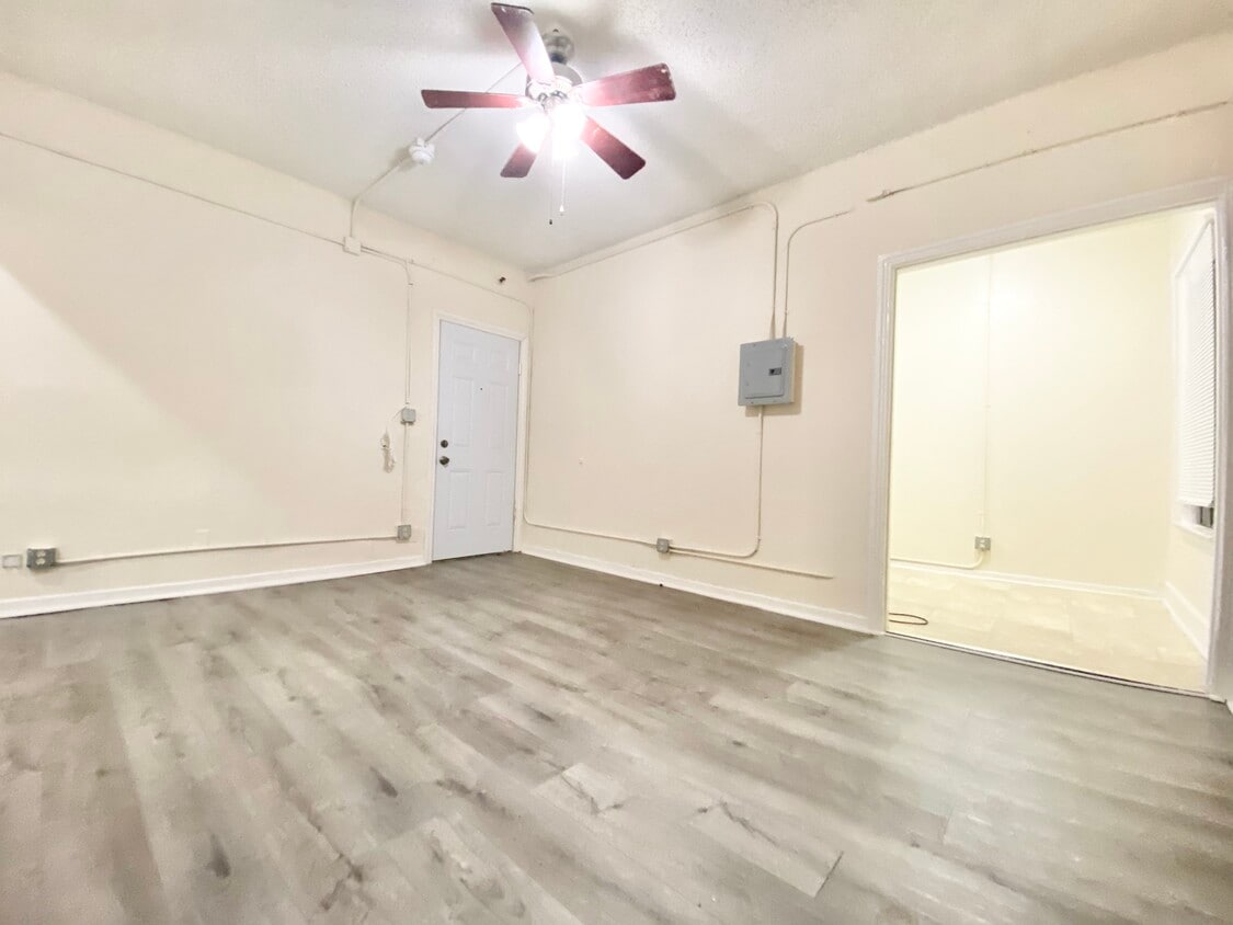 427 S Grand View St Unit 106A, Los Angeles, CA 90057 Room for Rent in