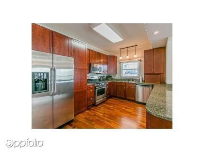 Building Photo - 168 Westshore Pt