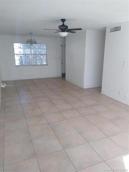 Foto del edificio - 1321 NW 43rd Ave