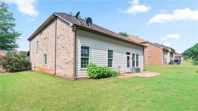 Building Photo - 4835 Silver Leaf Dr
