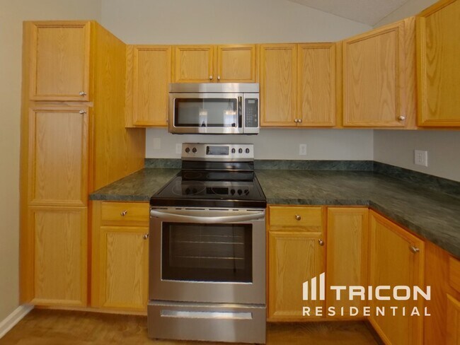 Foto del edificio - 849 Loch Lomond Cir