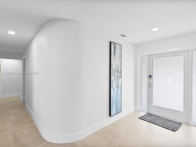 Building Photo - 3721 N 55th Ave