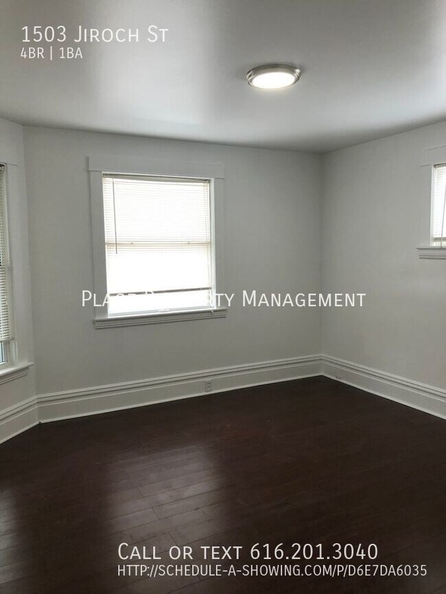 Foto del edificio - 1503 Jiroch - Large 4-bedroom in Muskegon