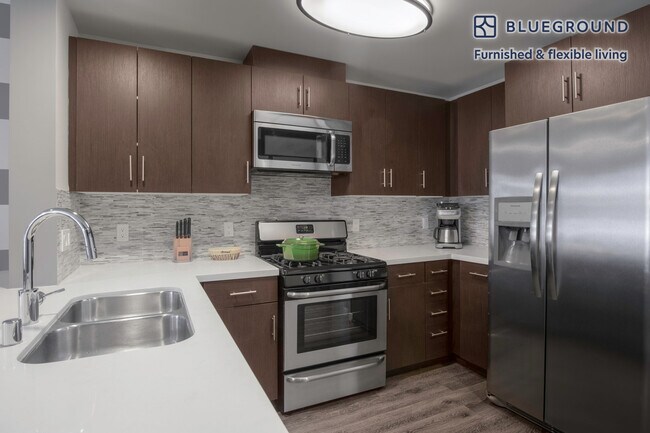Foto del edificio - 685 S New Hampshire Ave