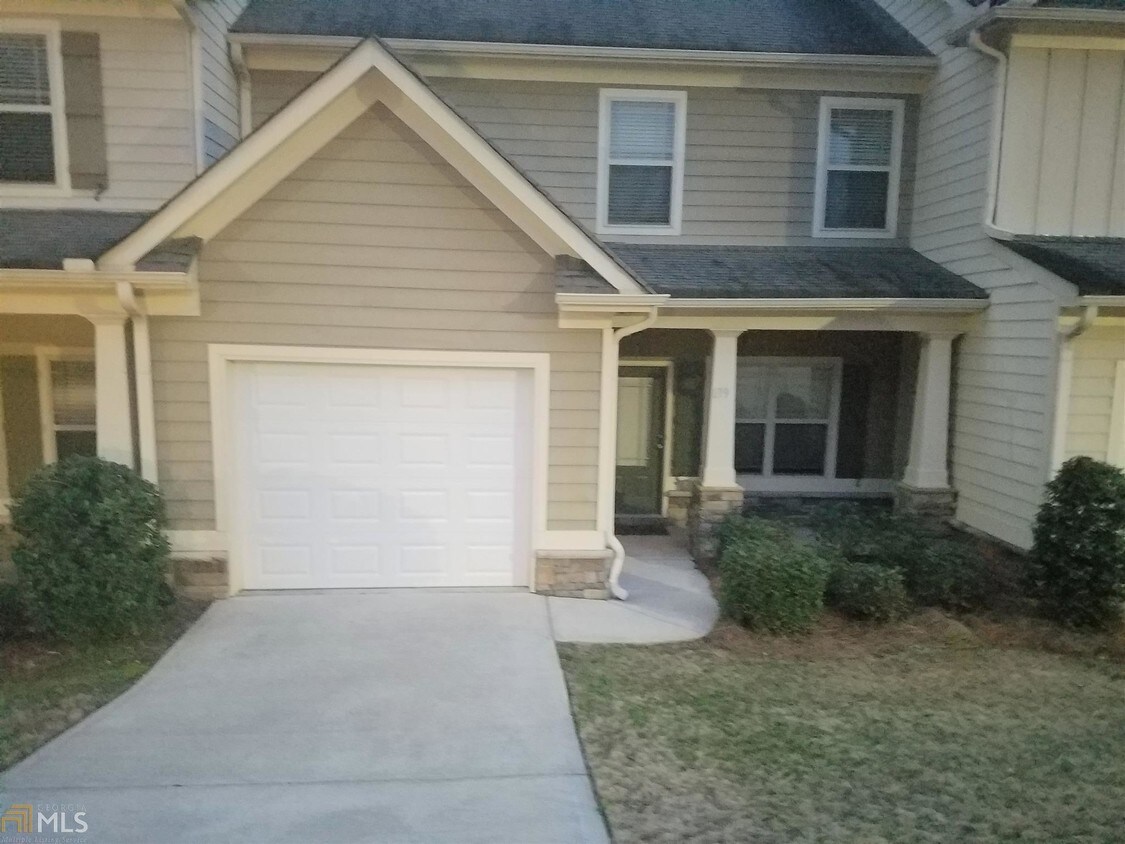 Primary Photo - 139 Cypress Oak Trail NW