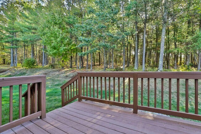 Foto del edificio - 98 Barbara Ln