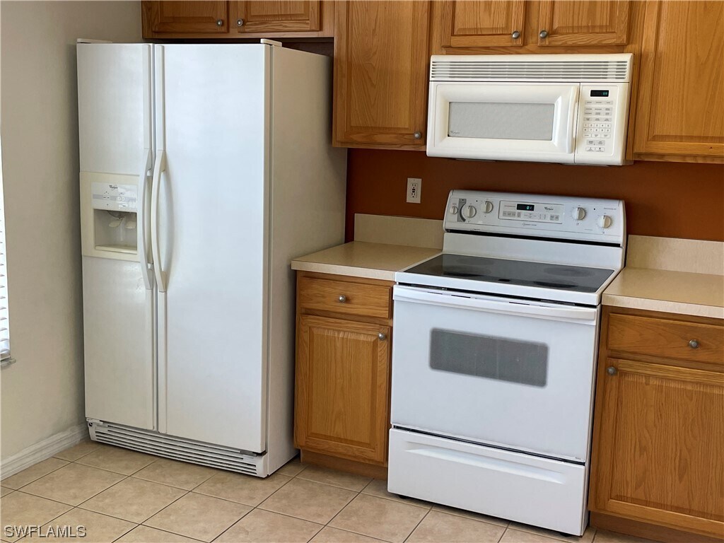 Foto del edificio - 4416 Varsity Lakes Dr