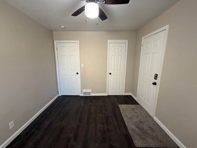 Foto del edificio - Renovated 3-Bedroom Home – Section 8 Appro...