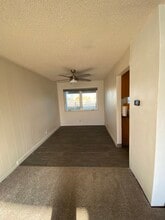 Building Photo - 1224 Kennicott Ave