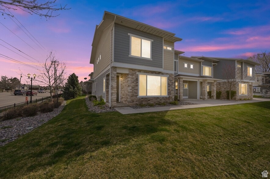 Primary Photo - 1712 Naxos Ln