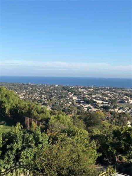 Building Photo - 1403 Alameda Padre Serra