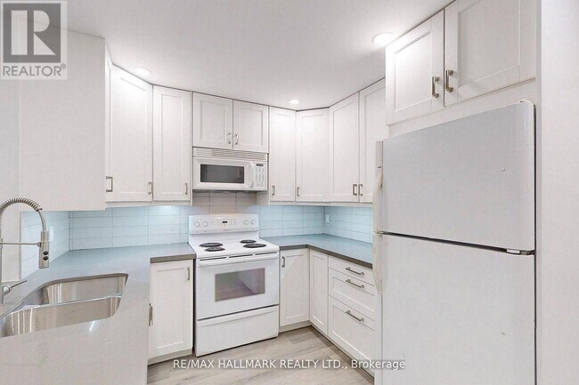 Photo du bâtiment - 36 Farley Crescent