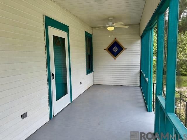 Foto del edificio - 1522 Stephens Ave