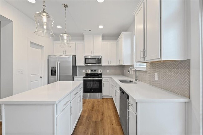 Foto del edificio - 2515 Riverside Rd