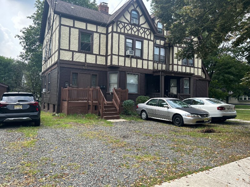 Primary Photo - 170 Lincoln St