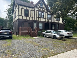 Building Photo - 170 Lincoln St