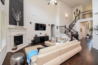 Building Photo - 22126 Grand Mist Dr