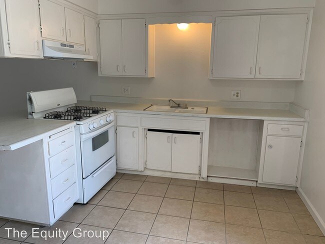 Building Photo - 81 E Hazelwood Dr