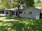 Foto principal - 836 W Barron Ave