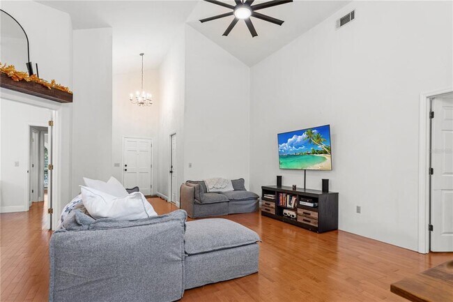 Foto del edificio - 5104 SW 94th St