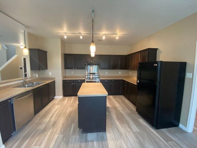 Foto del edificio - 9047 Veranda Ct