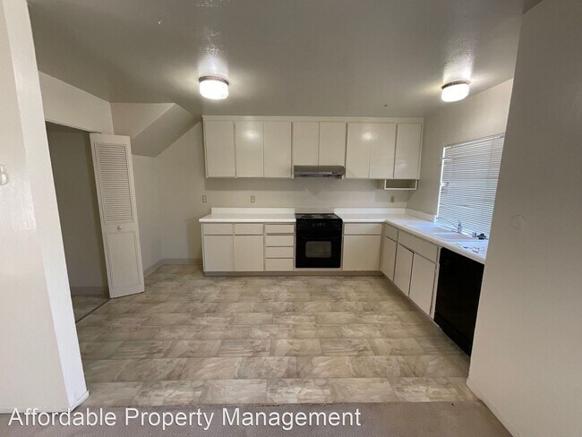Foto del edificio - 3 br, 1.5 bath House - 4100 Aquarius Circle