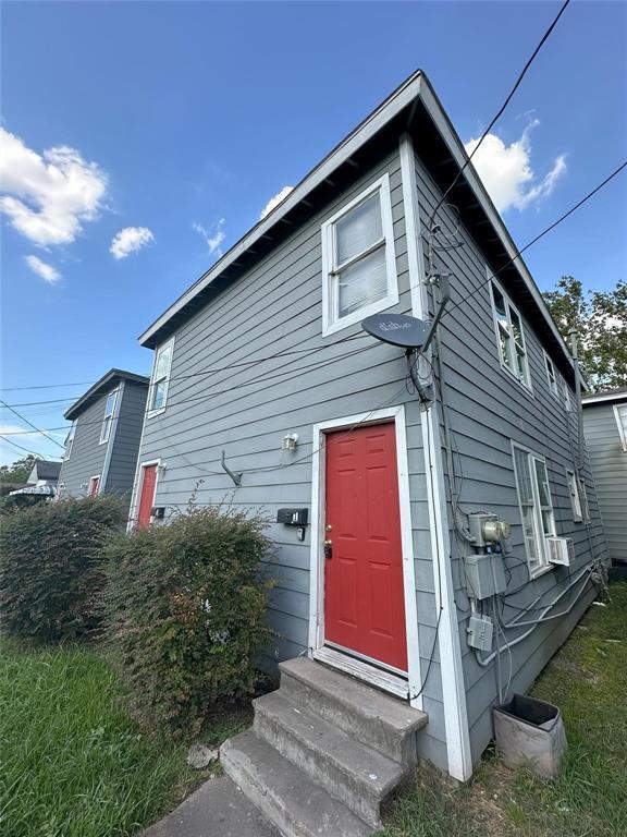 Building Photo - 3102 Brackenridge St