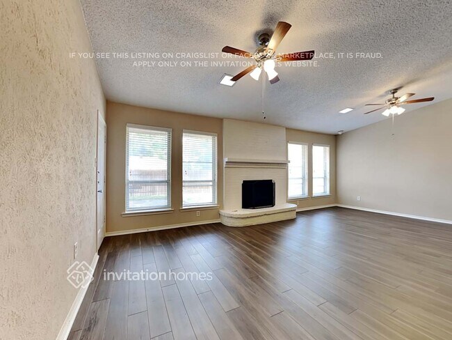 Foto del edificio - 934 Echobrook Pl