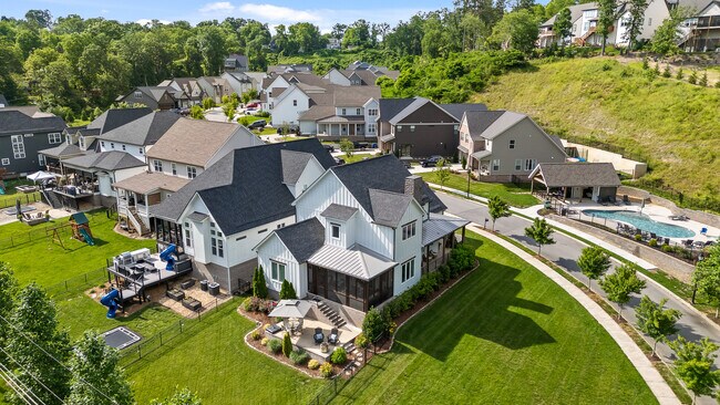 Foto del edificio - 1307 Carrington Way