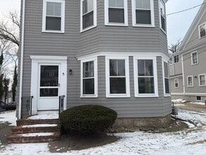 Building Photo - 5 Lothrop St