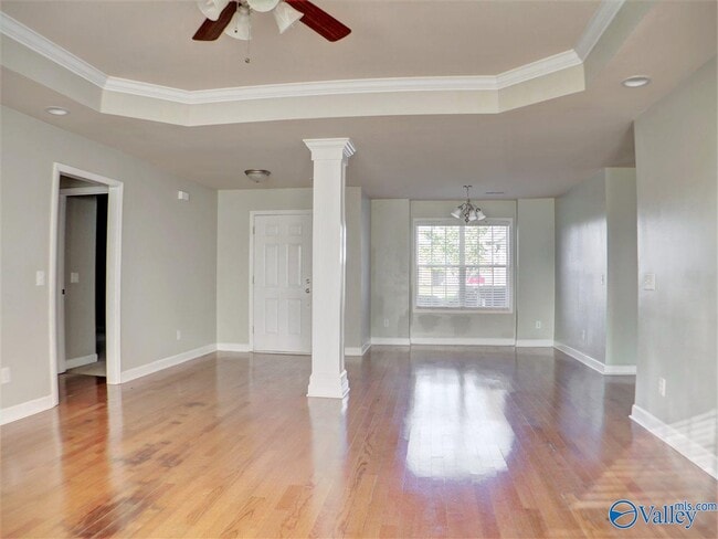 Building Photo - 103 Deer Path