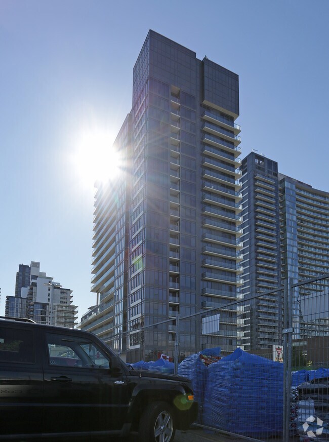 Building Photo - Tango 2