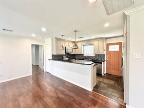 Building Photo - 22 Champions Colony W