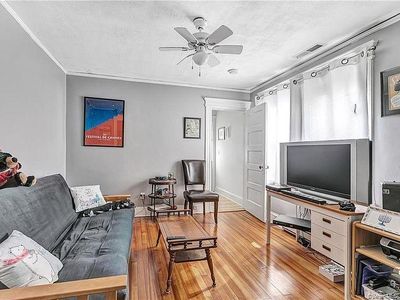 Foto del edificio - 282 Halley Ave