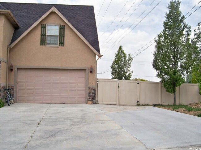 Building Photo - 1255 W 1100 N
