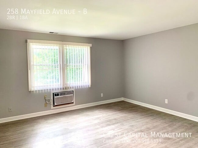 Foto del edificio - 356 Mayfield Ave