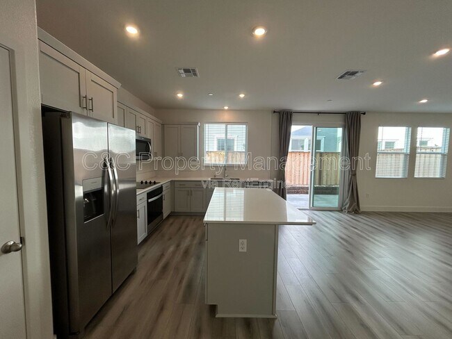 Foto del edificio - 158 Goldback St