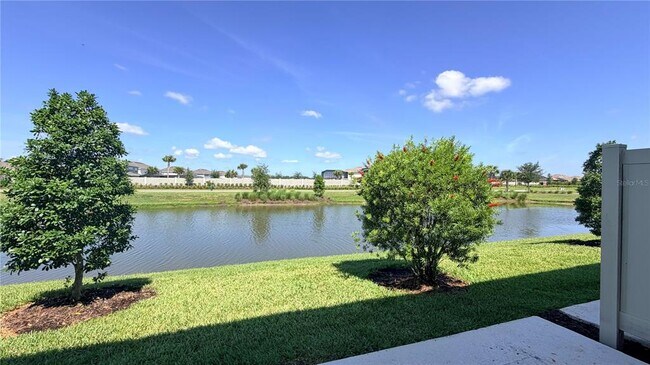 Building Photo - 2305 Alee Ln