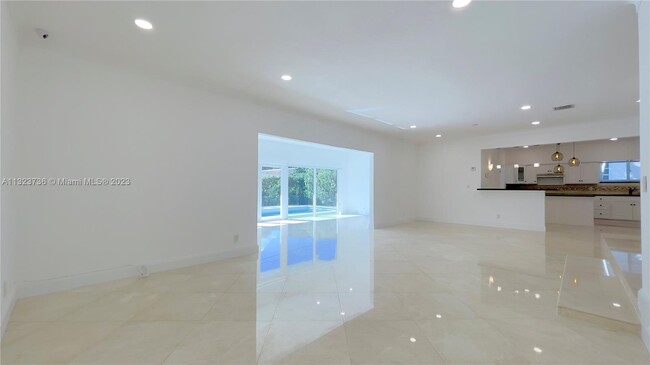 Foto del edificio - 424 Miller Rd