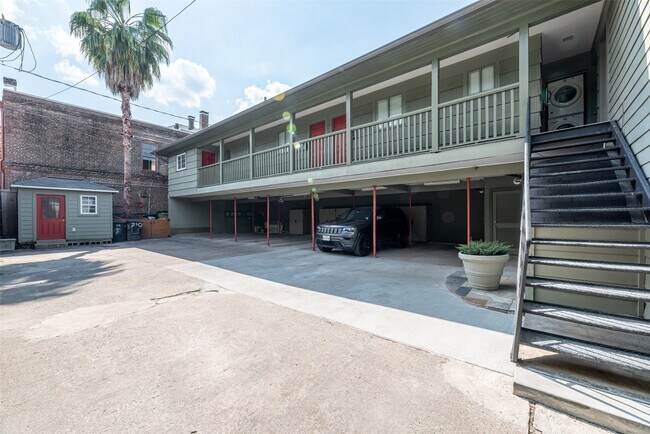 Foto del edificio - 210 Emerson St