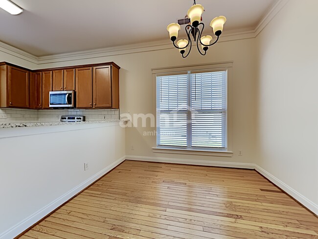 Foto del edificio - 206 Hydrangea St