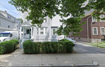 Building Photo - 19 Rockwell St