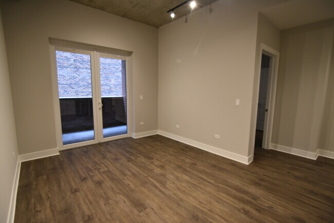 Foto del edificio - 3833 N Broadway St