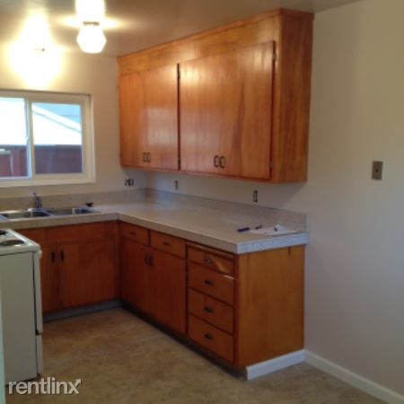 Foto del edificio - 2 br, 1 bath Apartment - 918 Adams St