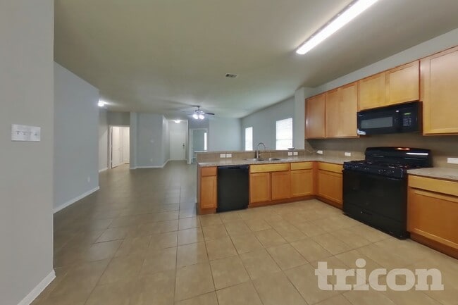 Building Photo - 2122 Hackberry Bank Ln