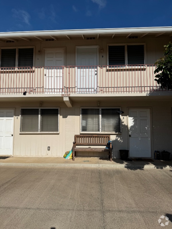 Building Photo - 3032 Lakimau St