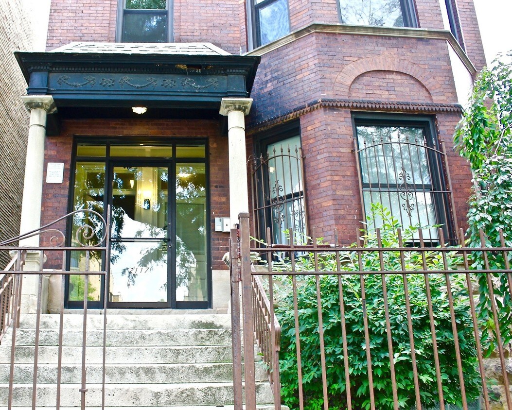 Front Entrance - 2117 N Kedzie Ave