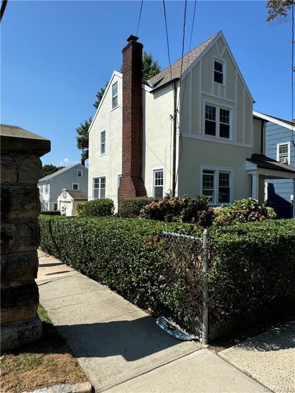 Building Photo - 203 Weyman Ave