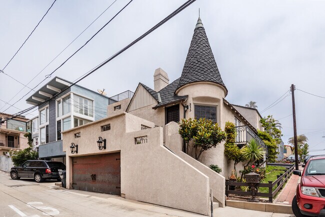 Tu propio Castle - 315 35th St