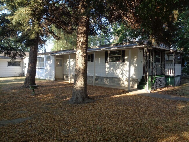 Foto del edificio - 3 Bedroom/ 1 1/2 Bathroom Mobile Home